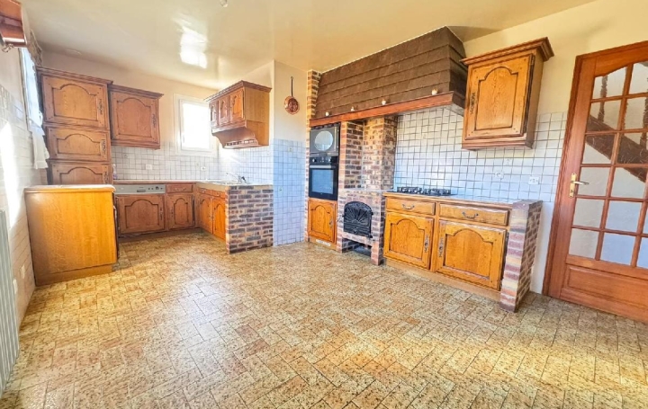 Maison ROZIERES-SUR-CRISE (02200)  152 m2 215 000 € 