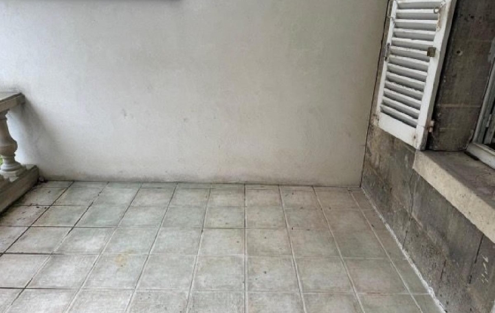 Maison SOISSONS (02200)  207 m2 356 000 € 