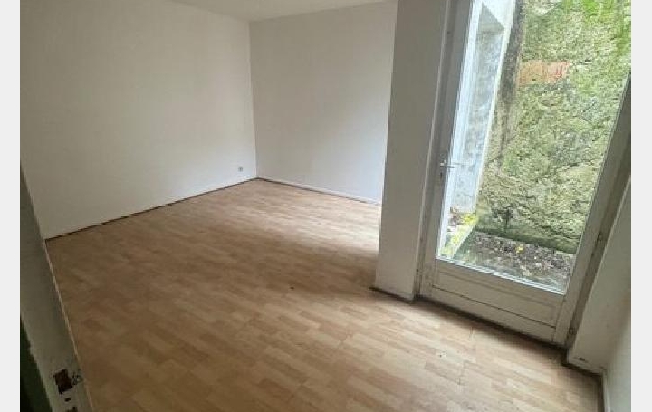 Immeuble CHATEAU-THIERRY (02400)  455 m2 462 000 € 