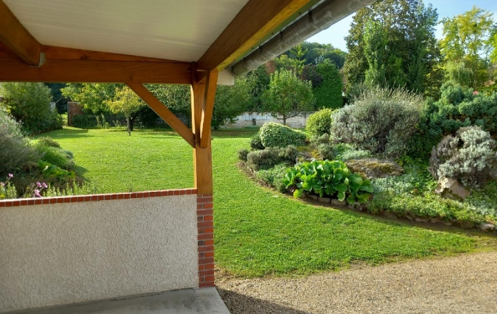 Maison SOISSONS (02200)  250 m2 336 000 € 