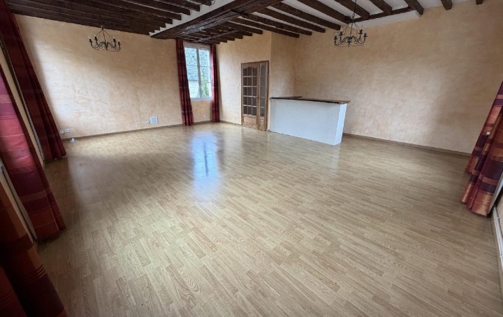 Maison SOISSONS (02200)  250 m2 336 000 € 