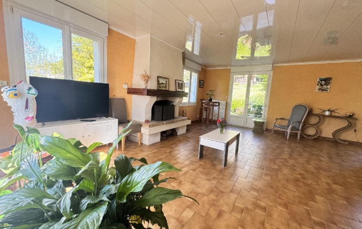 Maison PASLY (02200)  195 m2 253 000 € 