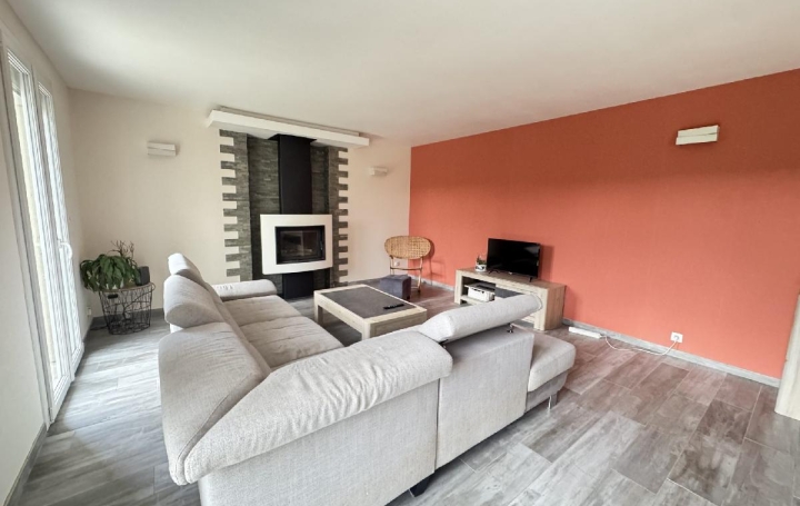 Maison VIC-SUR-AISNE (02290)  123 m2 223 000 € 