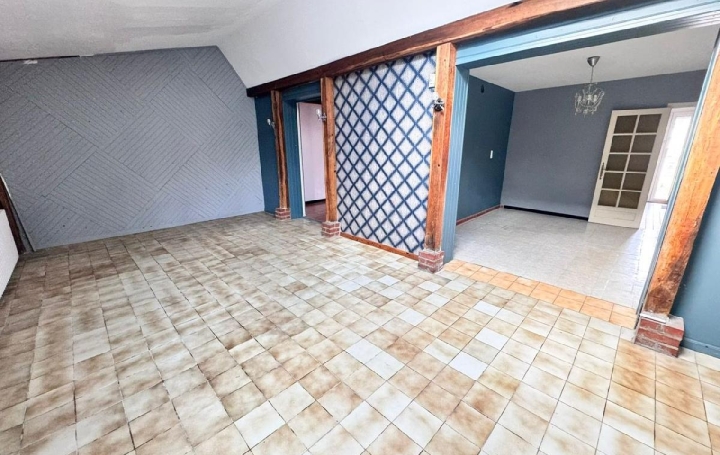 Maison SOISSONS (02200)  216 m2 295 000 € 