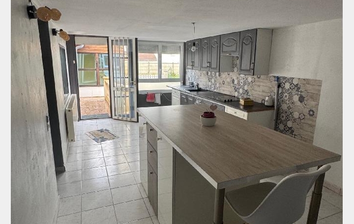 Maison SOISSONS (02200)  216 m2 295 000 € 