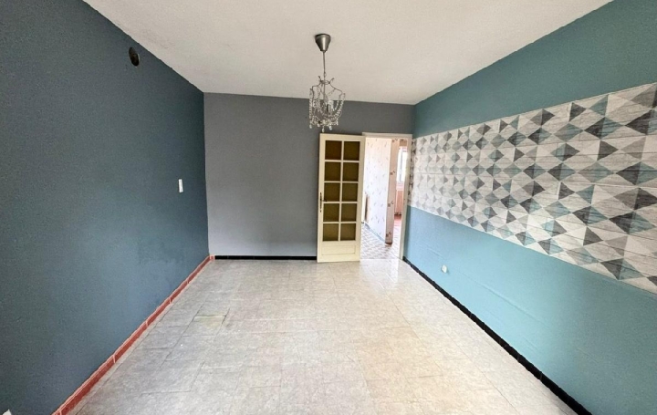 Maison SOISSONS (02200)  216 m2 295 000 € 