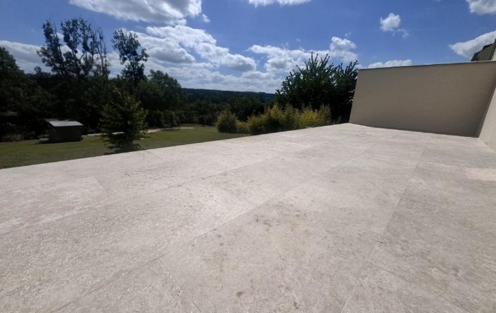 Maison SOISSONS (02200)  121 m2 265 000 € 
