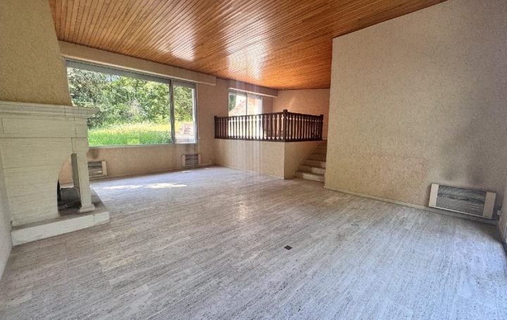 Maison FERE-EN-TARDENOIS (02130)  312 m2 408 000 € 