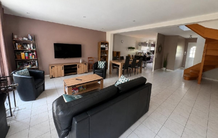 Maison COURMELLES (02200)  98 m2 179 900 € 