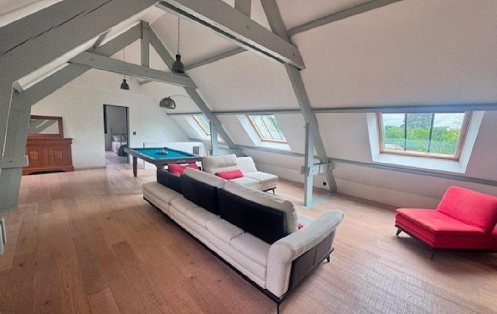 Maison SOISSONS (02200)  173 m2 368 000 € 