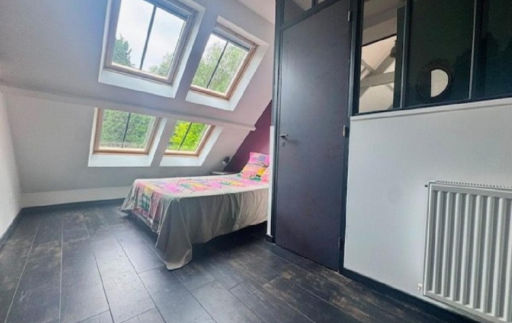 Maison SOISSONS (02200)  173 m2 368 000 € 
