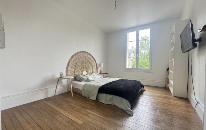 Immeuble SOISSONS (02200)  158 m2 244 000 € 