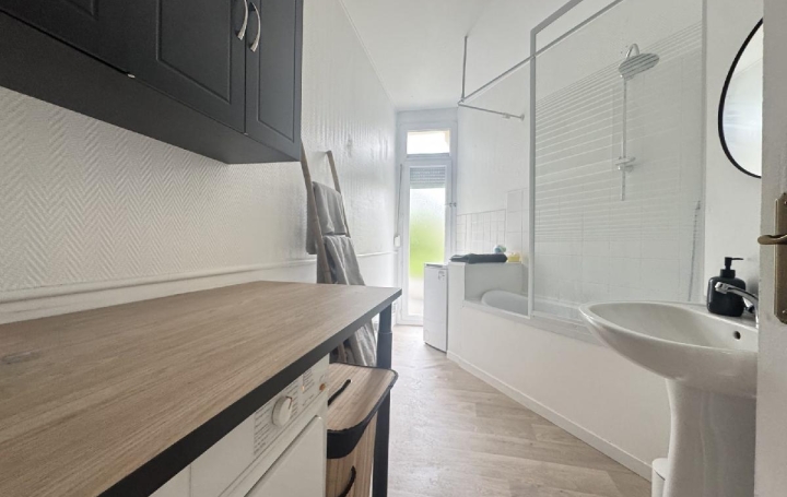 Immeuble SOISSONS (02200)  158 m2 244 000 € 