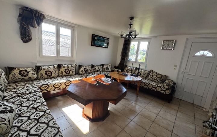Immeuble SOISSONS (02200)  274 m2 213 000 € 