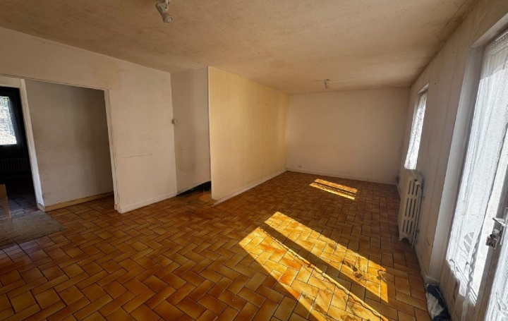 Maison SAINT-PIERRE-AIGLE (02600)  150 m2 161 000 € 