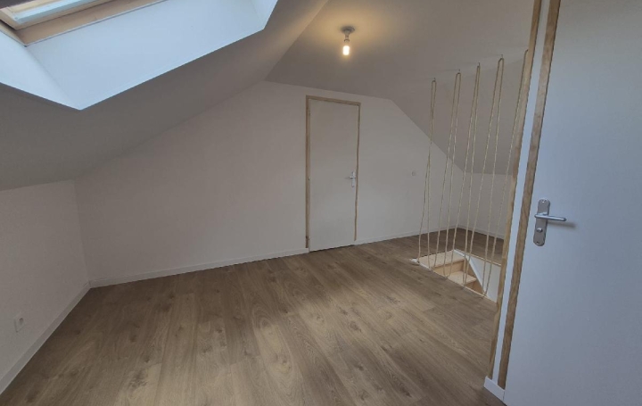 Maison CUFFIES (02880)  125 m2 200 000 € 