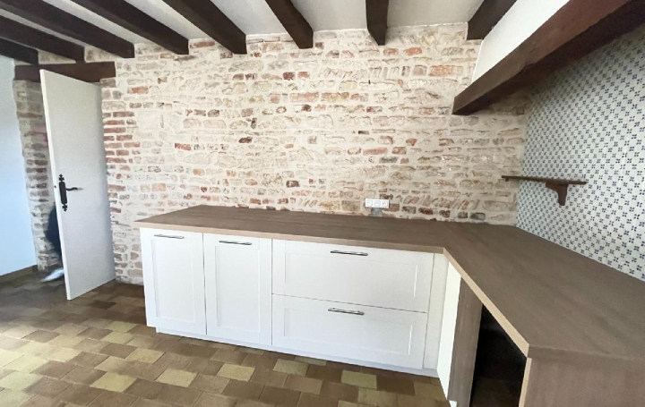 4 Pièces PONT-DE-VEYLE (01290)  156 m2 189 000 € 