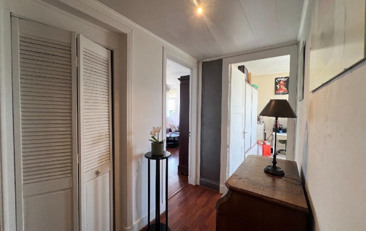 3 Pièces MACON (71000)   145 800 € 