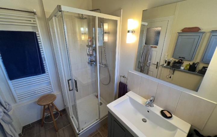 3 Pièces MACON (71000)   145 800 € 