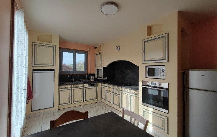 Maison MATOUR (71520)  130 m2 265 000 € 