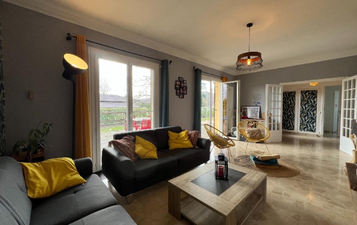 Maison MACON (71000)  118 m2 244 000 € 