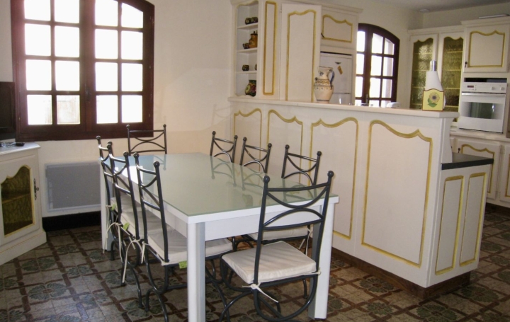 Villa LE CAP-D'AGDE (34300)  330 m2 785 000 € 