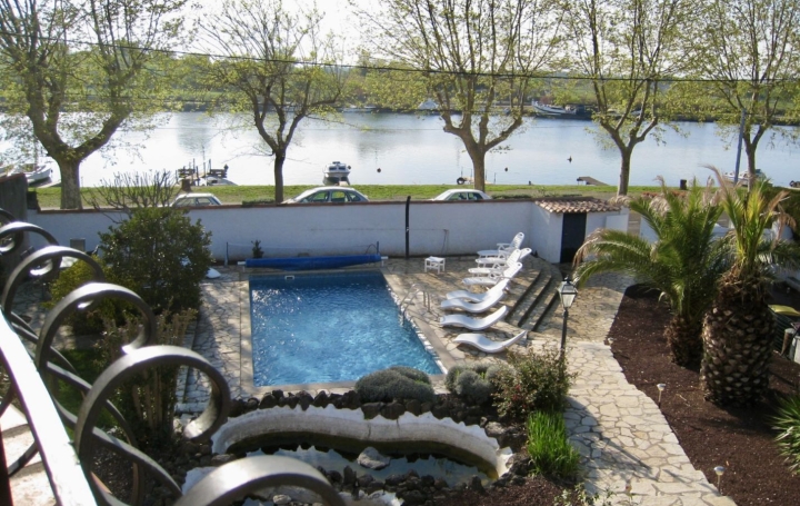 Villa LE CAP-D'AGDE (34300)  330 m2 785 000 € 