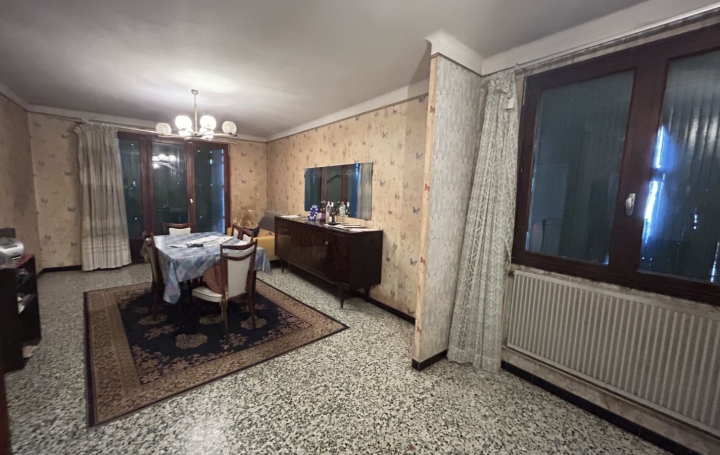 Maison AGDE (34300)  157 m2 314 000 € 