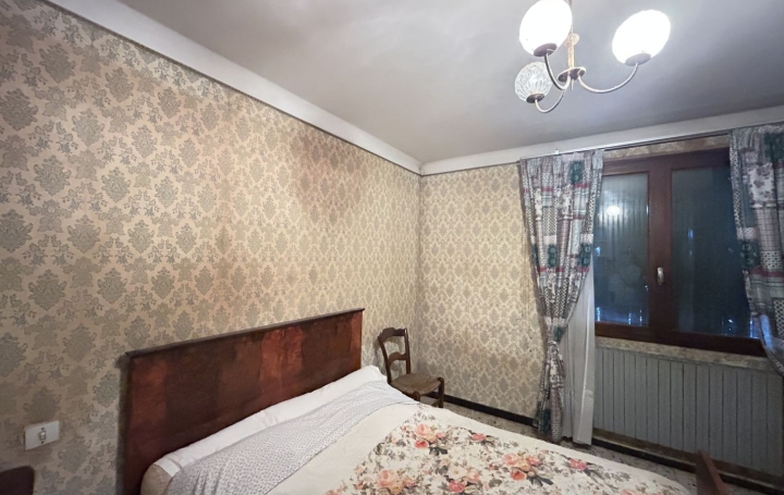 Maison AGDE (34300)  157 m2 314 000 € 