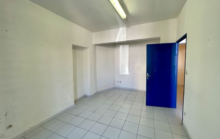 Local commercial LE CAP-D'AGDE (34300)  30 m2 45 300 € 