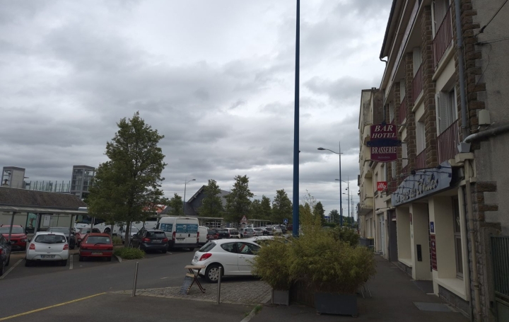 Activité commerciale VIRE (14500)  424 m2 160 000 € 