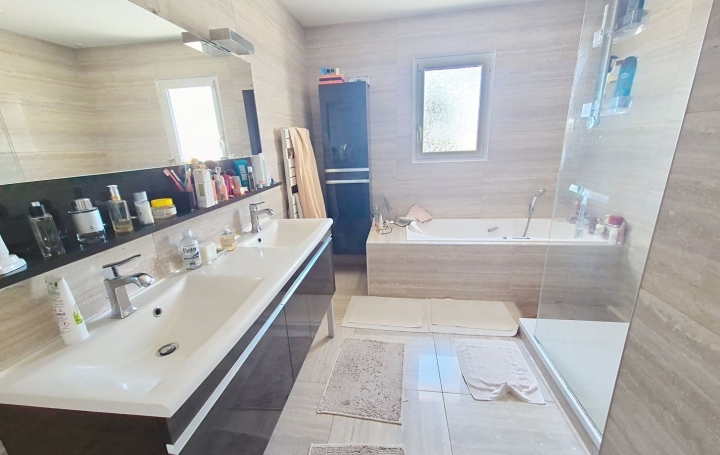 Maison BIEVILLE-BEUVILLE (14112)  235 m2 799 000 € 