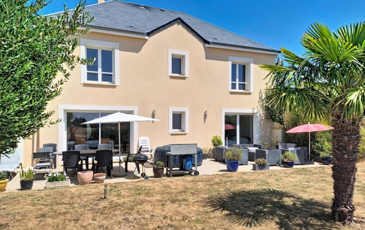 Maison CAEN (14000)  235 m2 799 000 € 