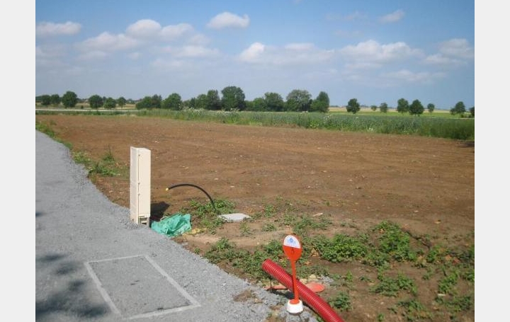 Réseau Immo-diffusion : Terrain  MATHIEU  1 178 m2 145 000 € 