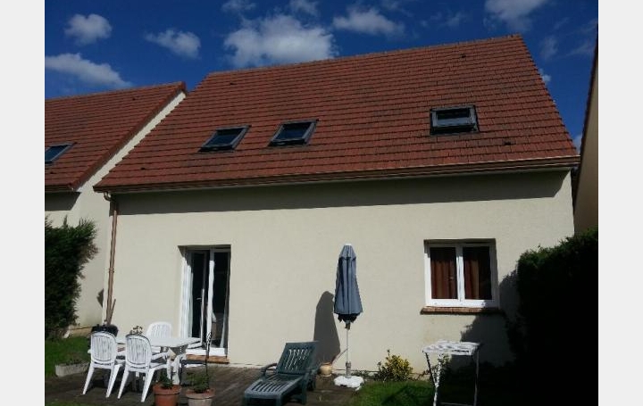 Réseau Immo-diffusion : Maison  PETIVILLE  90 m2 190 000 € 