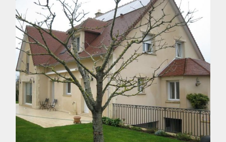 Réseau Immo-diffusion : Maison  ANGUERNY  220 m2 528 000 € 