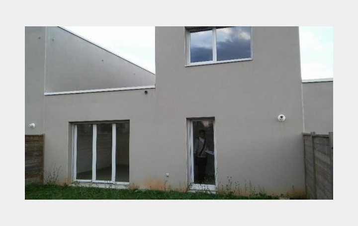 Réseau Immo-diffusion : Maison  COLOMBELLES  86 m2 173 000 € 