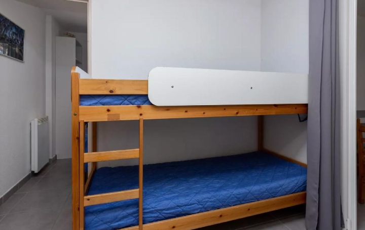 Maison MOLIETS-ET-MAA (40660)   1 200 € 