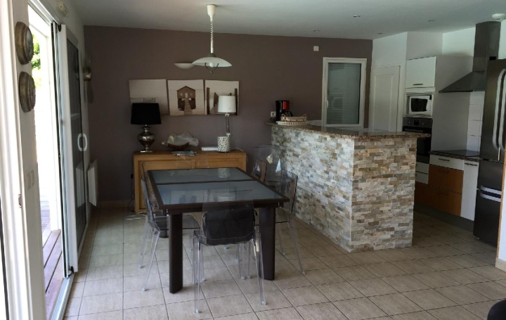 Maison MOLIETS-ET-MAA (40660)  140 m2 3 500 € 