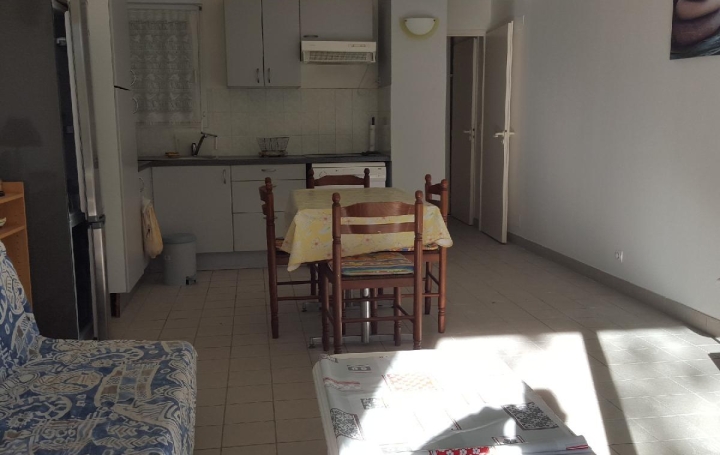 4 Pièces MOLIETS-ET-MAA (40660)   850 € 