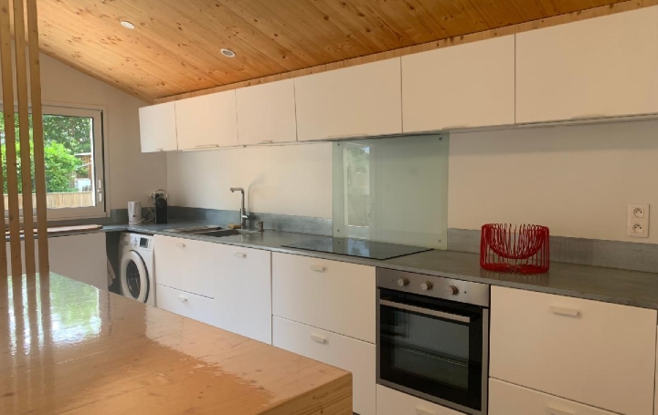 Maison MOLIETS-ET-MAA (40660)   2 000 € 