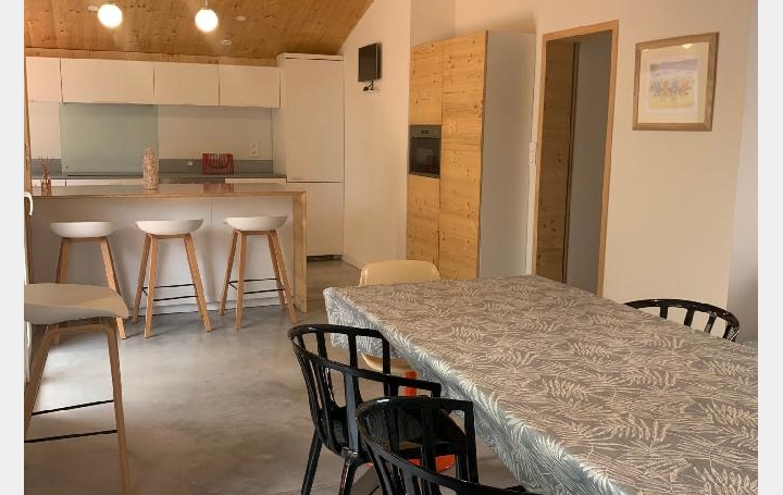 Maison MOLIETS-ET-MAA (40660)   2 000 € 