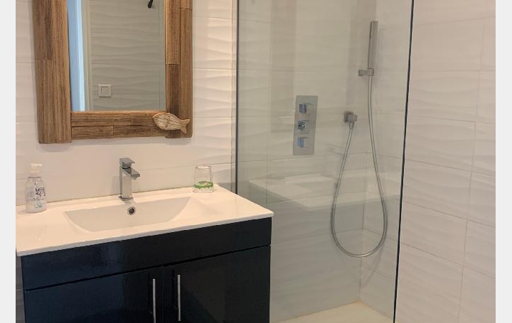 Maison MOLIETS-ET-MAA (40660)   2 000 € 