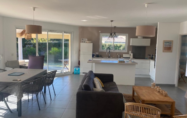 Maison MOLIETS-ET-MAA (40660)  120 m2 2 000 € 