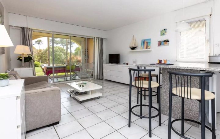 2 Pièces MOLIETS-ET-MAA (40660)  40 m2 900 € 