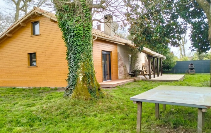 Maison AZUR (40140)  98 m2 379 000 € 