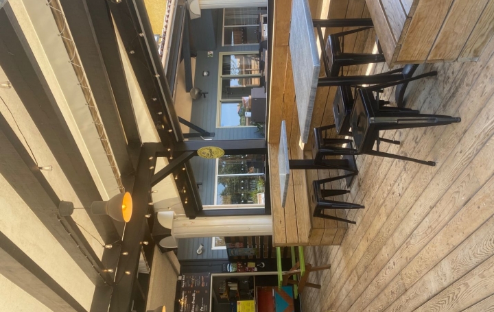 Local commercial MOLIETS-ET-MAA (40660)  35 m2 210 000 € 