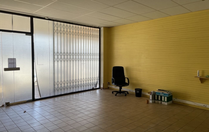 Local commercial MOLIETS-ET-MAA (40660)  46 m2 140 000 € 