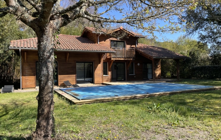 Maison MOLIETS-ET-MAA (40660)  111 m2 590 000 € 