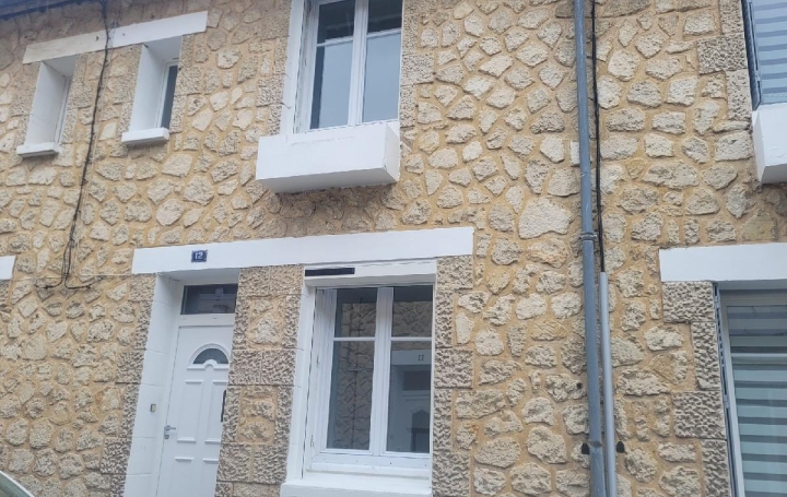 Maison / Villa SAINT-JEAN-D'ANGELY (17400) 53 m<sup>2</sup> 690 € 